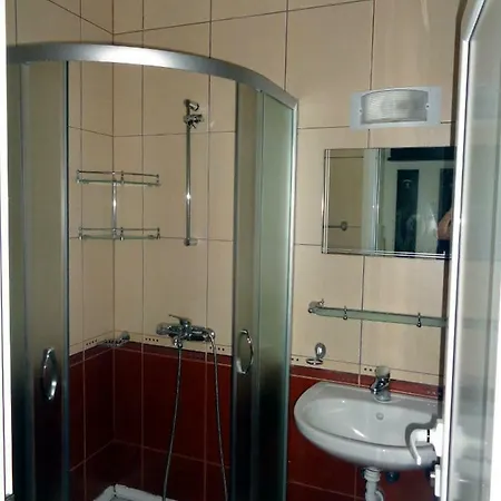 Ganz Real Estate 2 Lägenhet Slăntjev Brjag