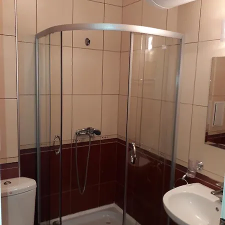 Lägenhet Ganz Real Estate 2 *