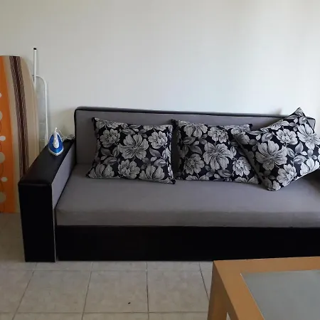 Ganz Real Estate 2 Apartment *