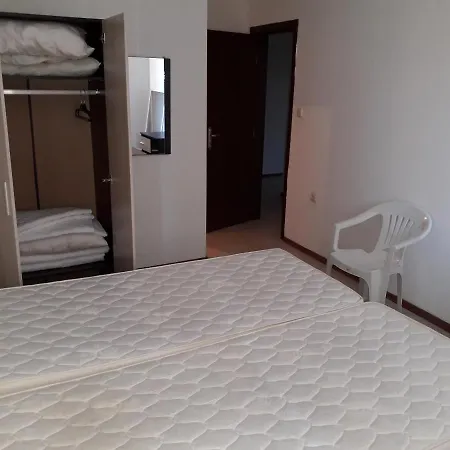 Apartment Ganz Real Estate 2 *