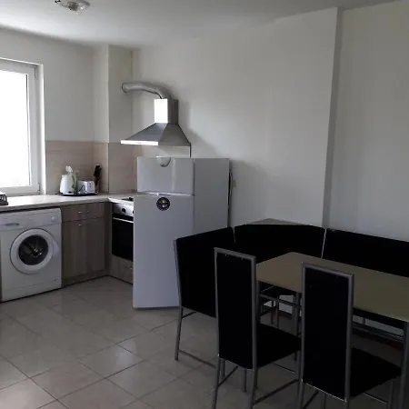 Ganz Real Estate 2 Apartment Slantschew brjag